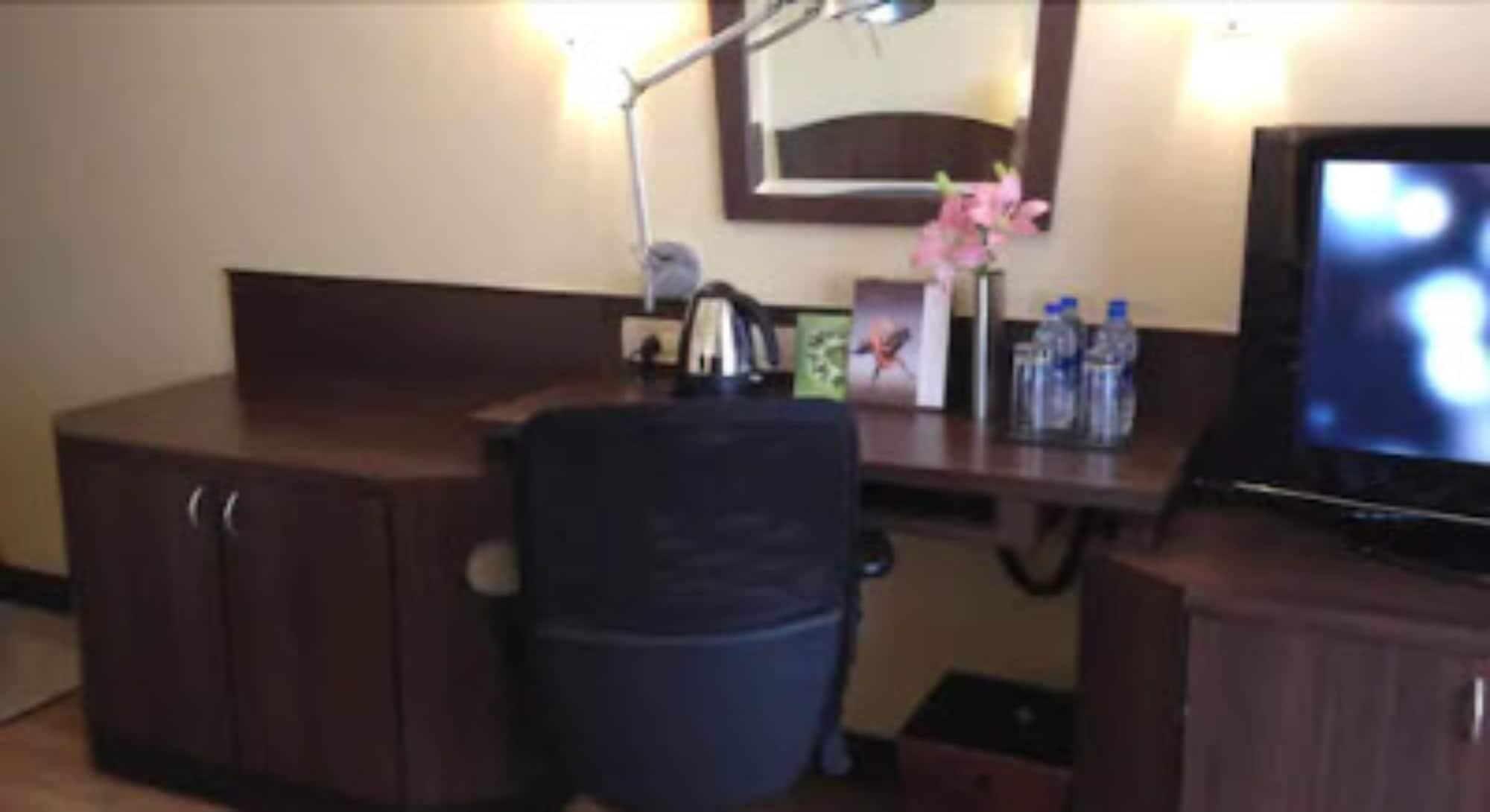 Hotel Blue Diamond Ihcl Seleqtions